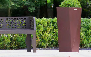 arredo-urbano-fioriera-five-panchina-coral