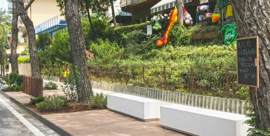 mobilier urbain personnalisé pour la ville de Lignano Sabbiadoro - LAB23