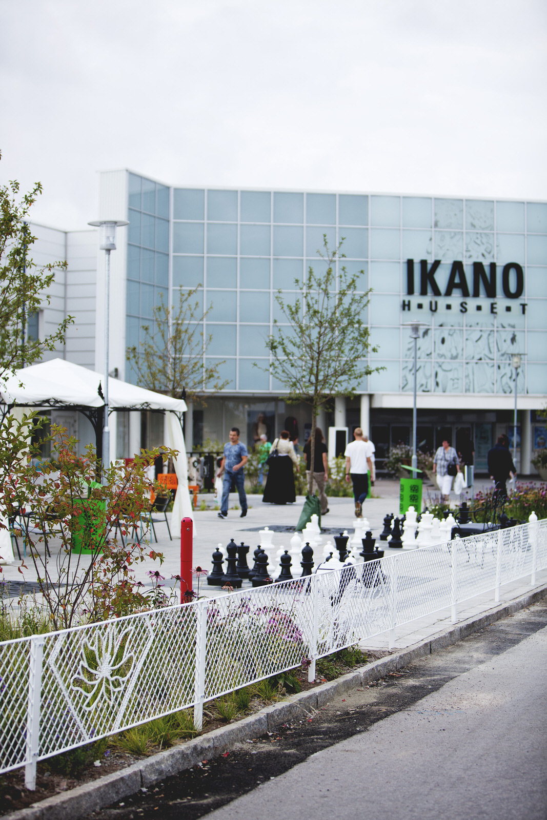 Mobilier urbain LAB23 pour Ikano Mall Suède