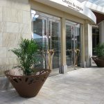 street-furniture-planter-LAB23