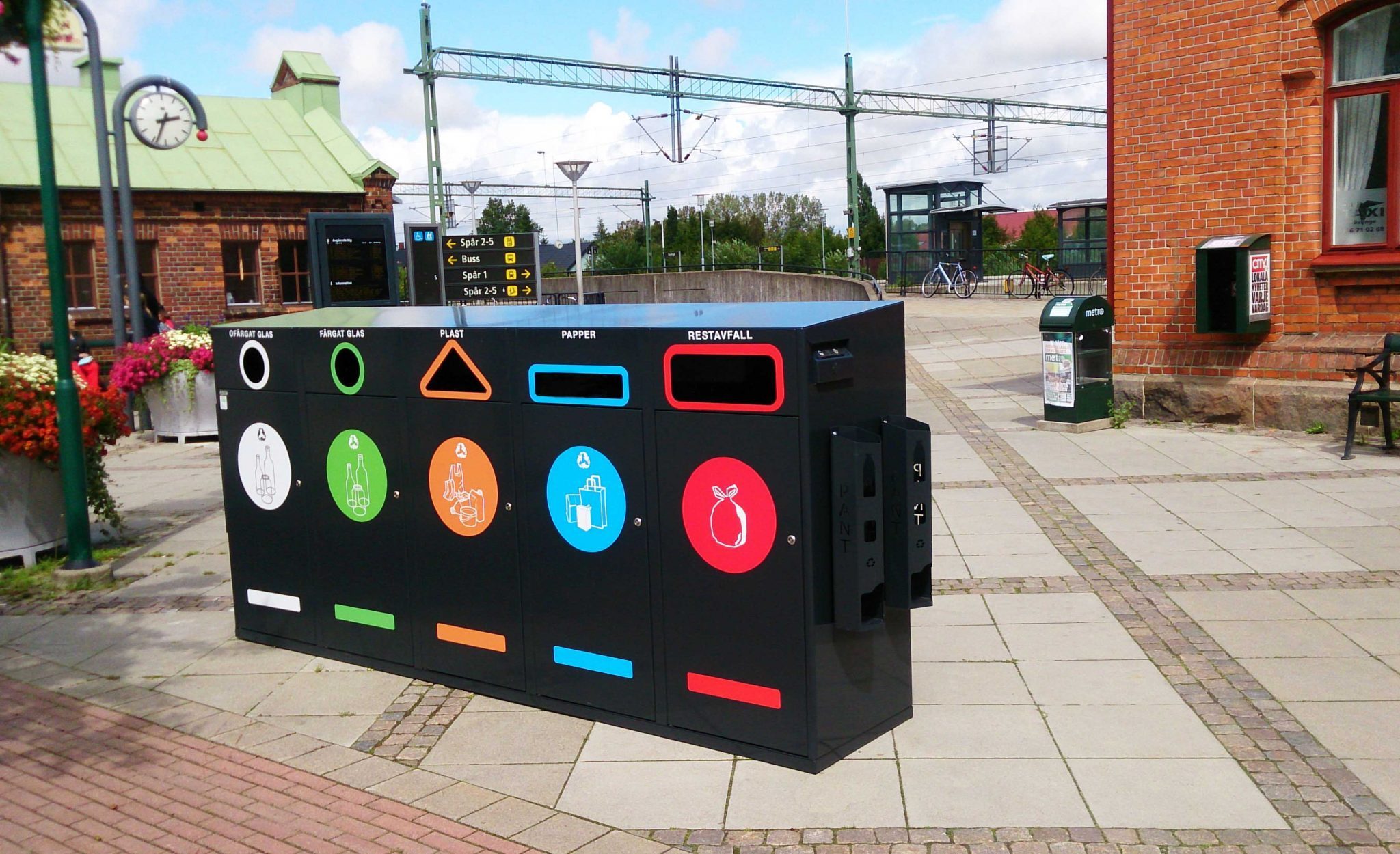 street-furniture-recycling bins-coral cover-svezia-LAB23